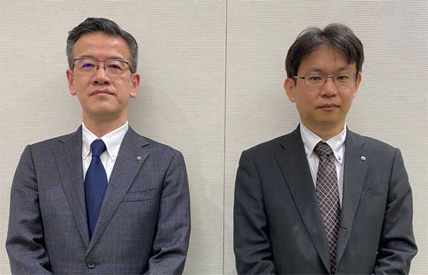 （左から）NTT ArtTechnology 代表取締役社長 国枝学氏、 NTT東日本 経営企画部 IOWN推進室 担当部長 薄井宗一郎氏