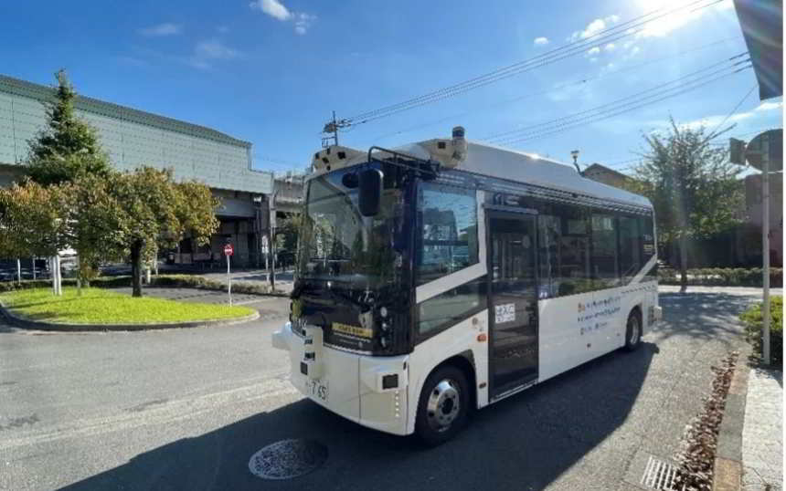 NTT東らが東京都狛江市でローカル5G等を活用した遠隔型自動運転バスの実証