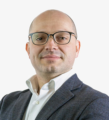 コマーチ・ジャパン Head of APAC 兼 ジャパン カントリーマネージャー ウカシュ・ゼズラク氏
