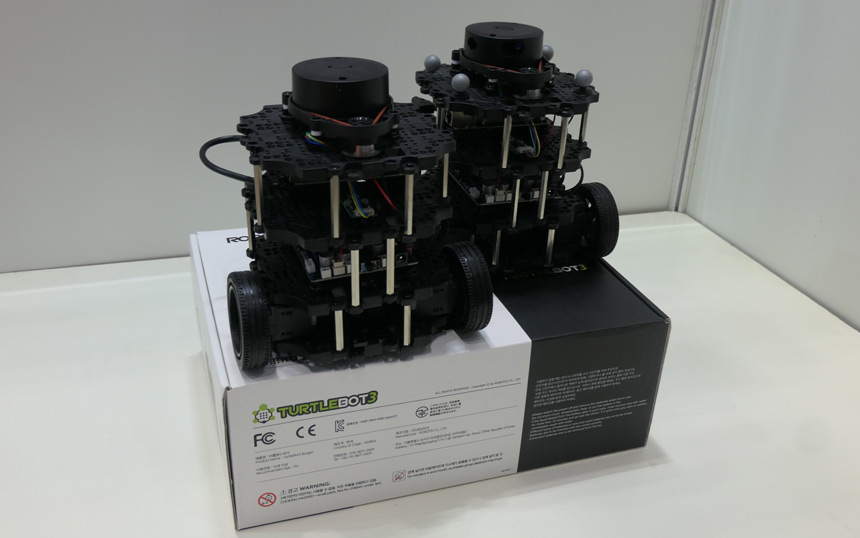 通信データ量削減と信頼性向上機能を実現する技術を搭載した自動走行ロボット