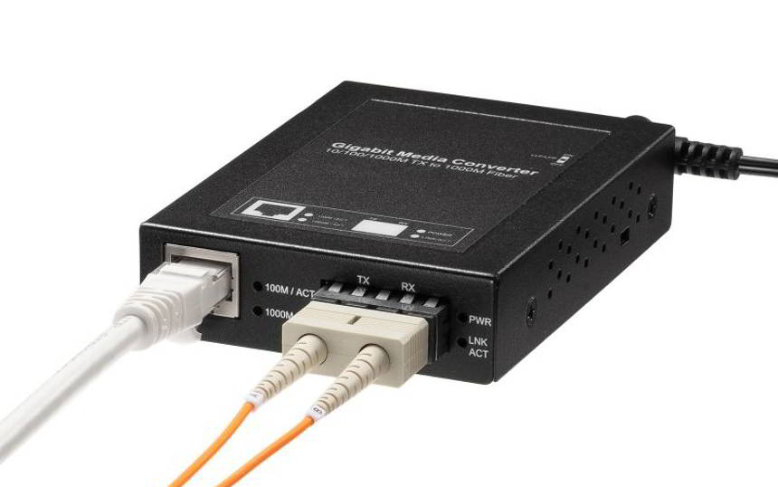 ブリッジタイプの光メディアコンバータ「LAN-EC212CB」