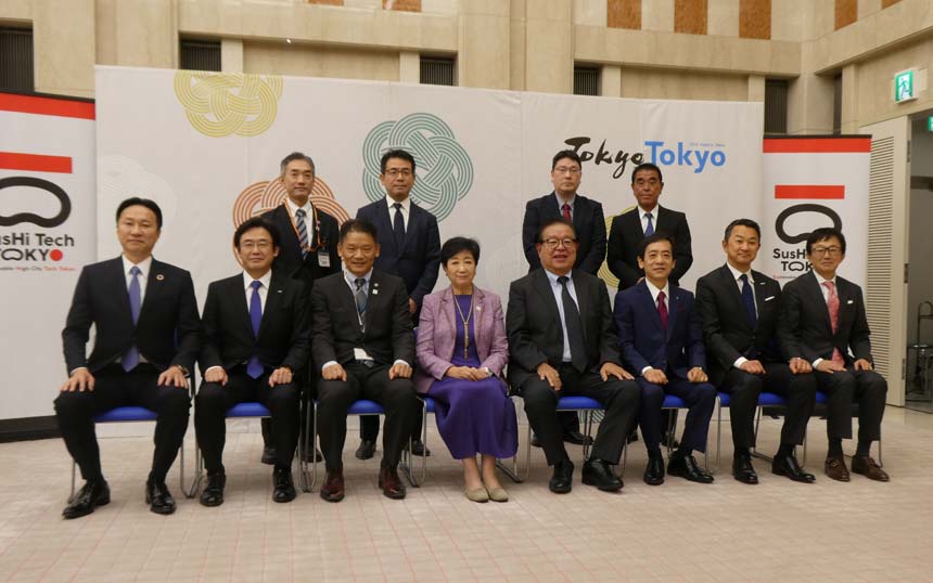 小池都知事と通信事業者トップが「つながる東京」の実現に向け意見交換　各社が描くスマートシティの未来像とは