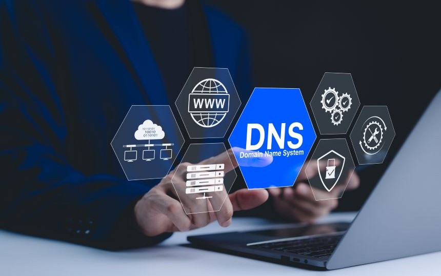 【事例記事】なぜ「侵入前ブロック」は可能なのか　プロアクティブDNSが誤検知をほぼゼロにした仕組み