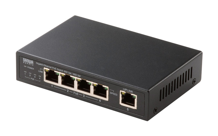 サンワサプライのギガビット対応のPoEスイッチングハブ「LAN-GIGAPOE55」（5ポート）。PoE対応LANポートとアップリンクポートを前面に備えた金属筐体の本体外観。