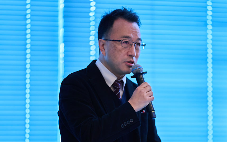 総務省 総合通信基盤局 電波部 移動通信企画官 佐藤 輝彦 氏