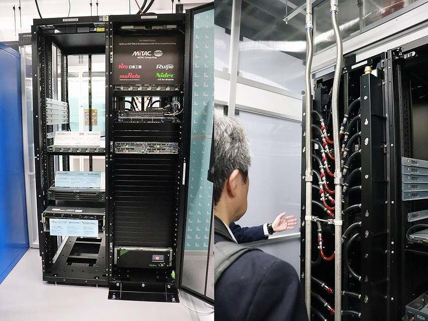 Rittal社のOCP ORV3ラック。背面(右)では液体冷却システムも詳細に確認できる