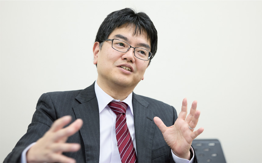 総務省 移動通信課長 五十嵐氏「自動車・鉄道・電力伝送など、新たな電波利用へ制度整備」