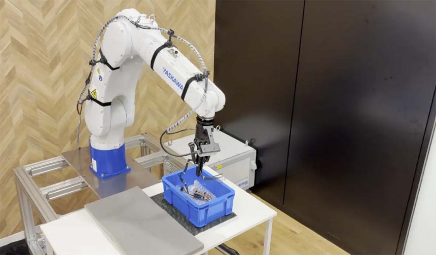 ソフトバンクと安川電機、「AIデータセンター GPUクラウド」を活用した柔軟物体ハンドリングシステムの実証