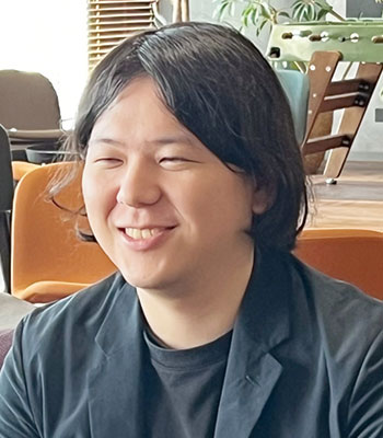 ネットワンシステムズ ビジネス開発本部 応用技術部 ネットワークチーム 岡﨑絢哉氏