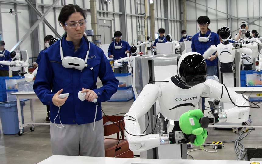 ヒューマノイド35台が稼働　J-HRTIがフィジカルAIのデータ収集拠点を千葉県習志野市に開設