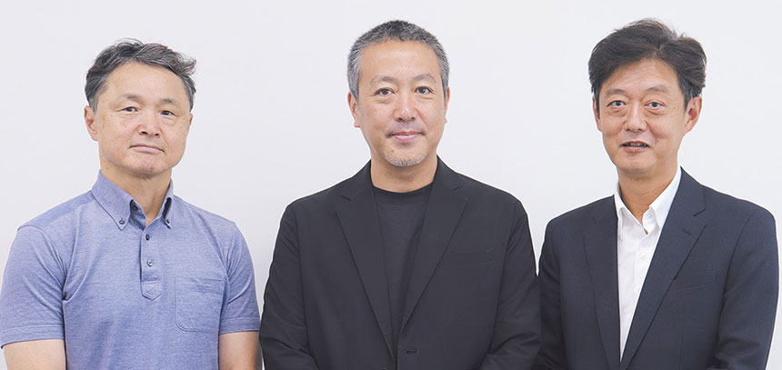 （左から）APRESIA Systems SE本部 エグゼクティブディレクターの瀬戸康一郎氏、製品企画部 主管技師の渡辺純平氏と渡邉賢一氏
