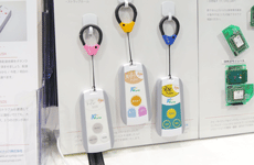 【SIGFOXブース】EnOceanと組み合わせて冷蔵庫・冷凍庫をモニタリング――ボタン「SIGFOX PUSH タグ」も展示！